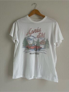 American Eagle Outfitters White Apres Ski Mustang Graphic Tee
